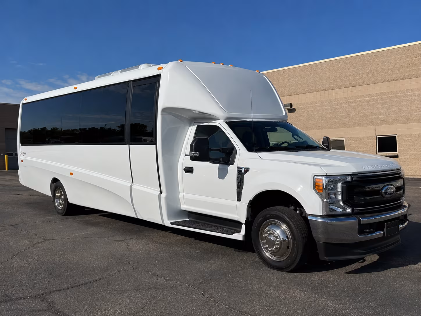 ventura wedding transportation